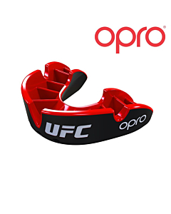 UFC OPRO Zwart/Rood Bitje